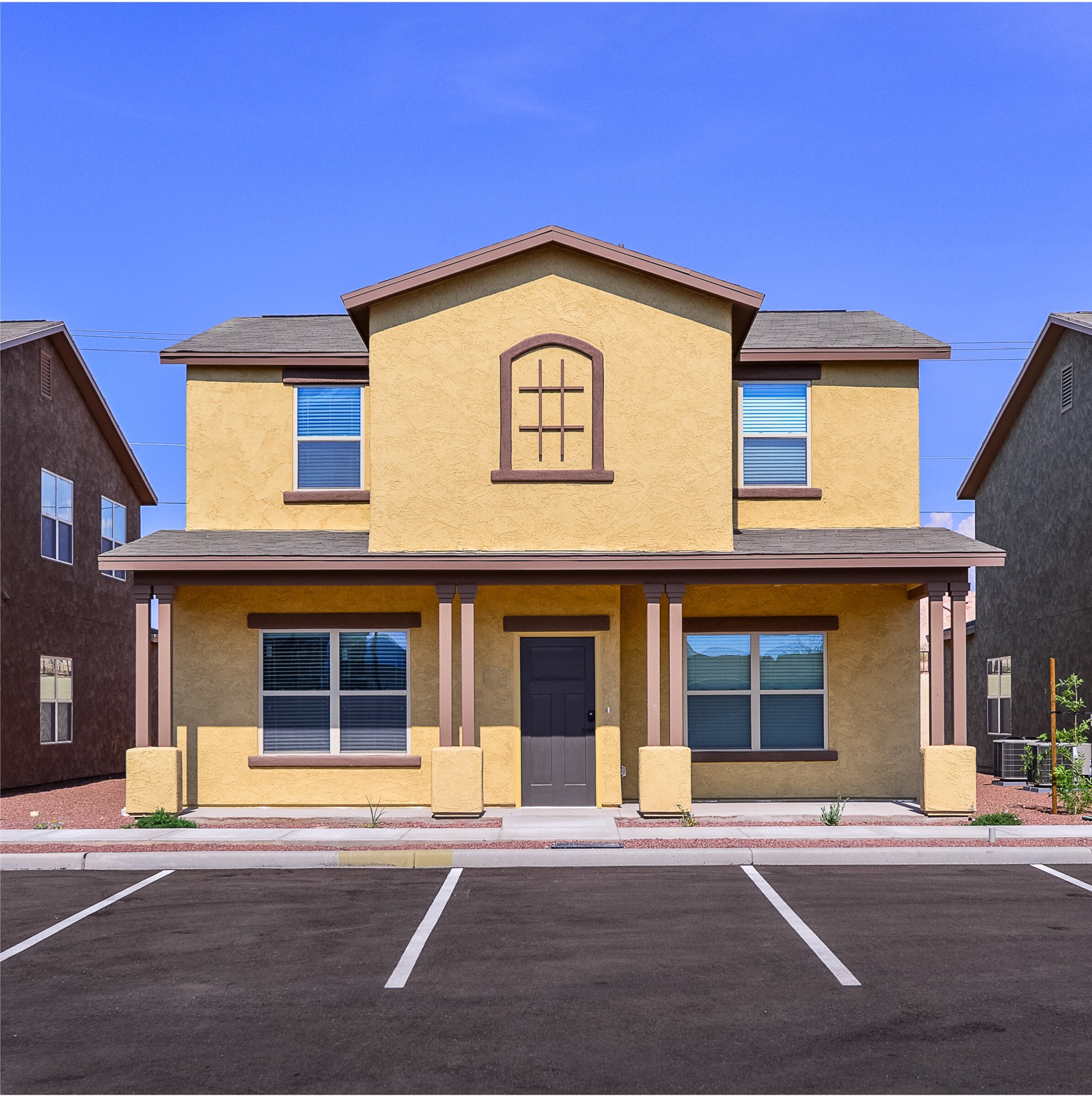 exterior of tucson student cottage