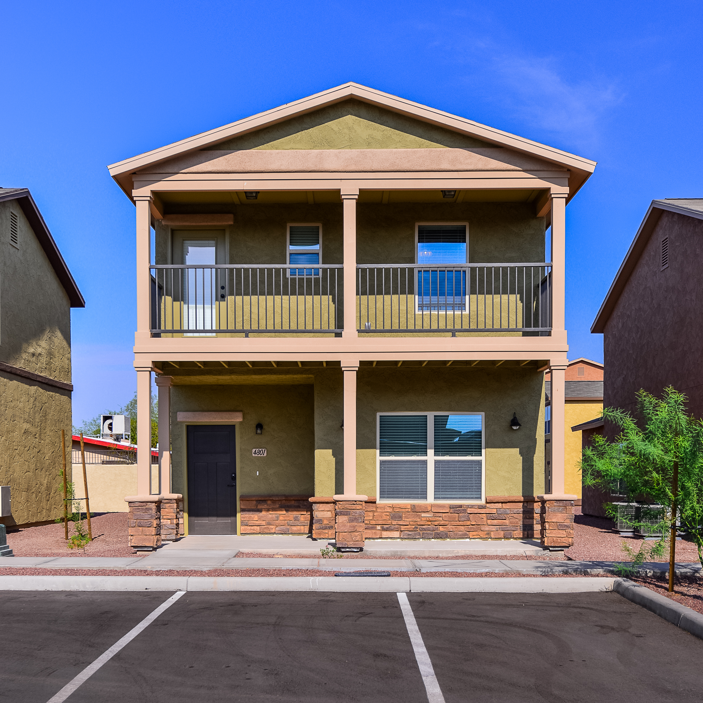 exterior of tucson student cottage
